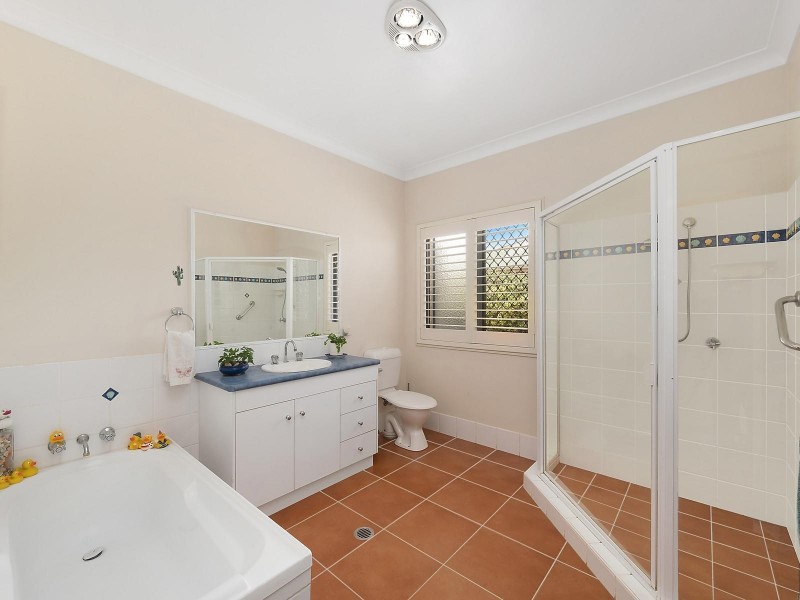 8 Motee Court, Highfields QLD 4352