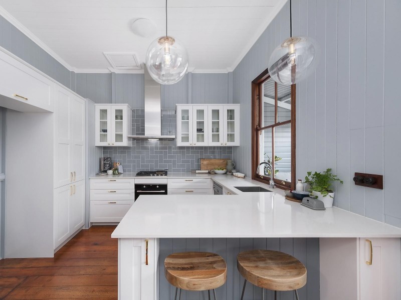 77 Bridge Street, Mount Lofty QLD 4350