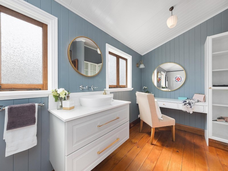 77 Bridge Street, Mount Lofty QLD 4350