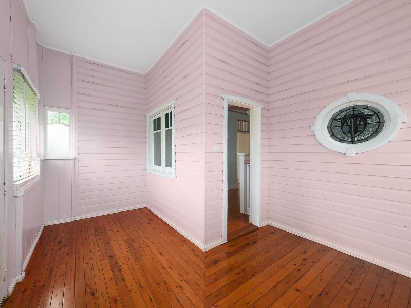 27 Phillip Street, East Toowoomba QLD 4350