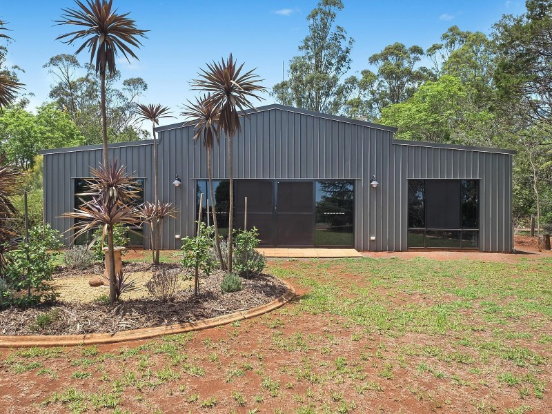 35 Kuhls Road, Highfields QLD 4352