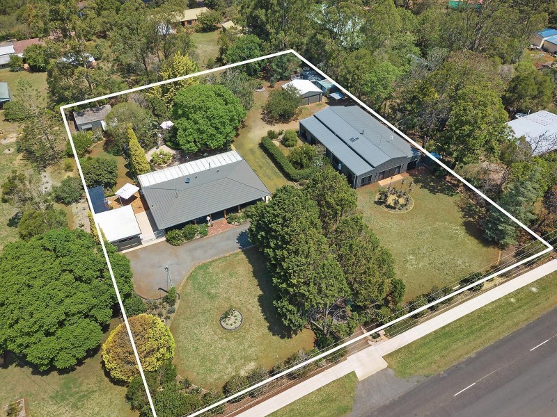 35 Kuhls Road, Highfields QLD 4352