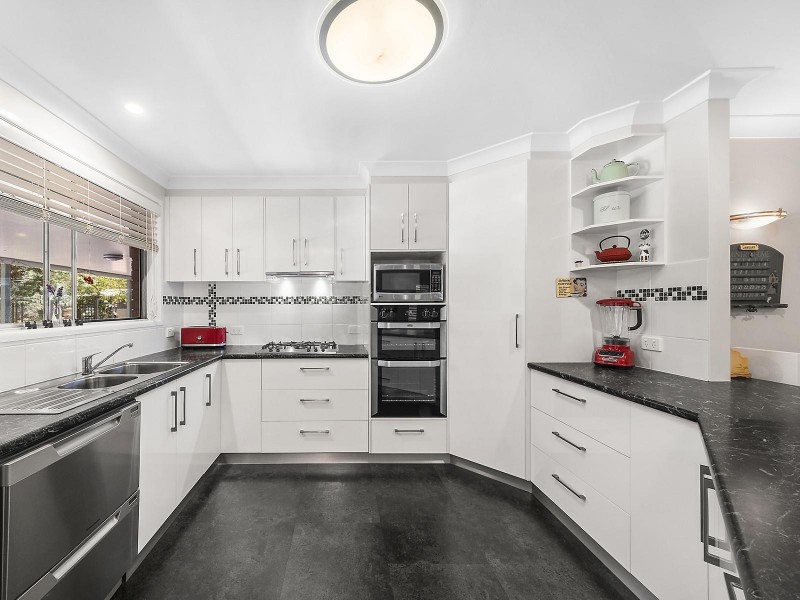 35 Kuhls Road, Highfields QLD 4352
