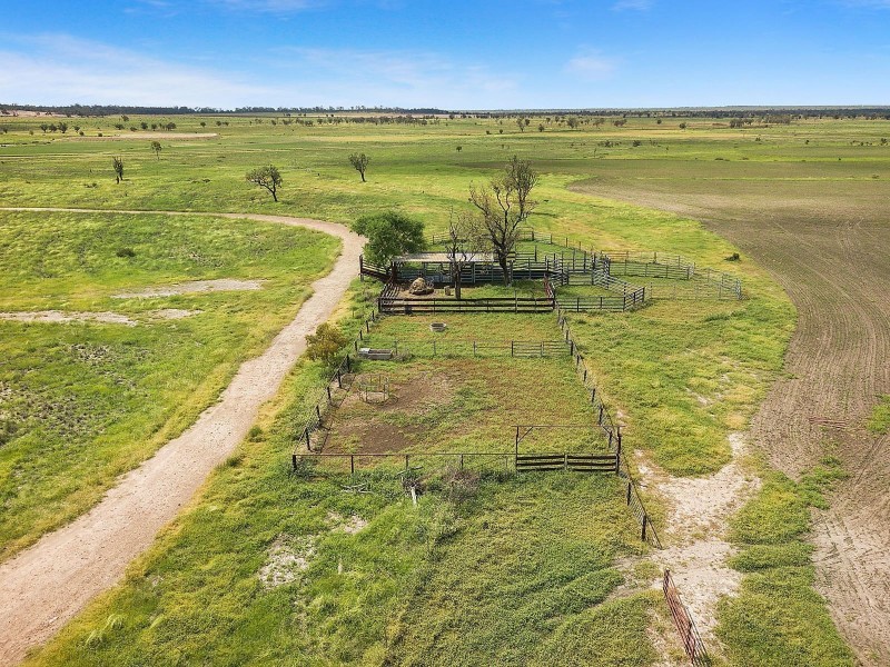 996 Surat Development Road, Surat QLD 4417