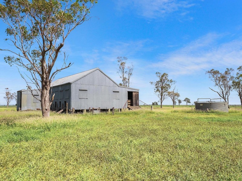 996 Surat Development Road, Surat QLD 4417