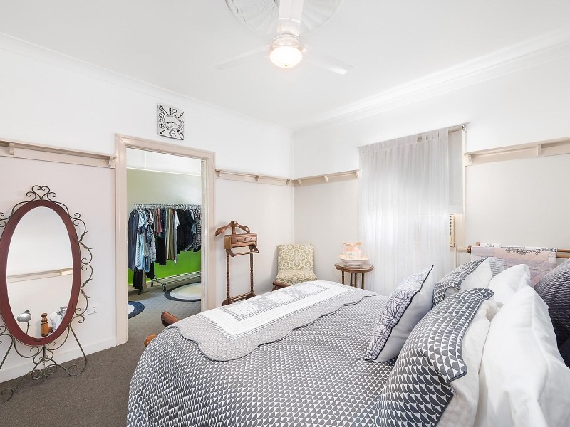 299A Bridge Street, Newtown QLD 4350