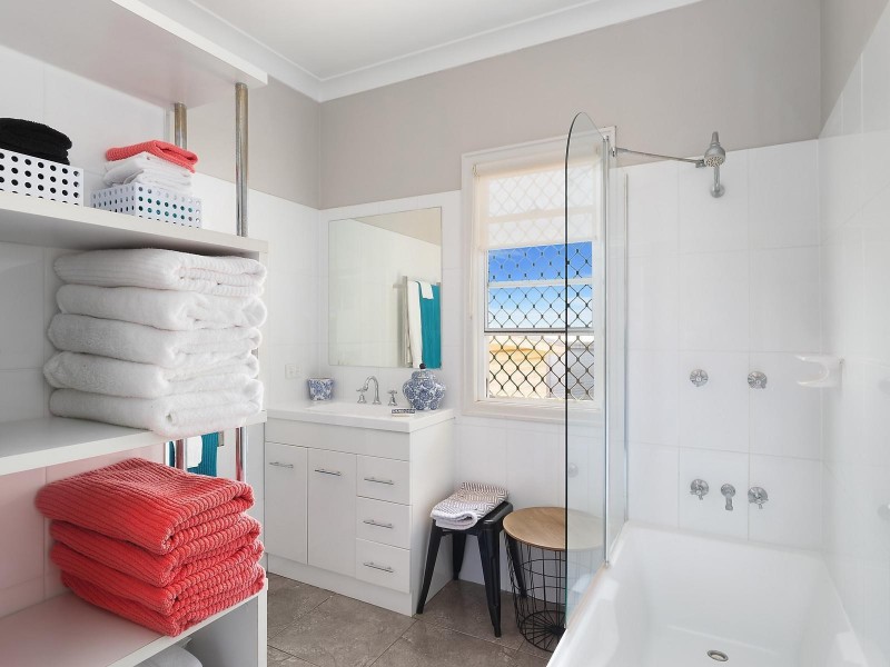 299A Bridge Street, Newtown QLD 4350