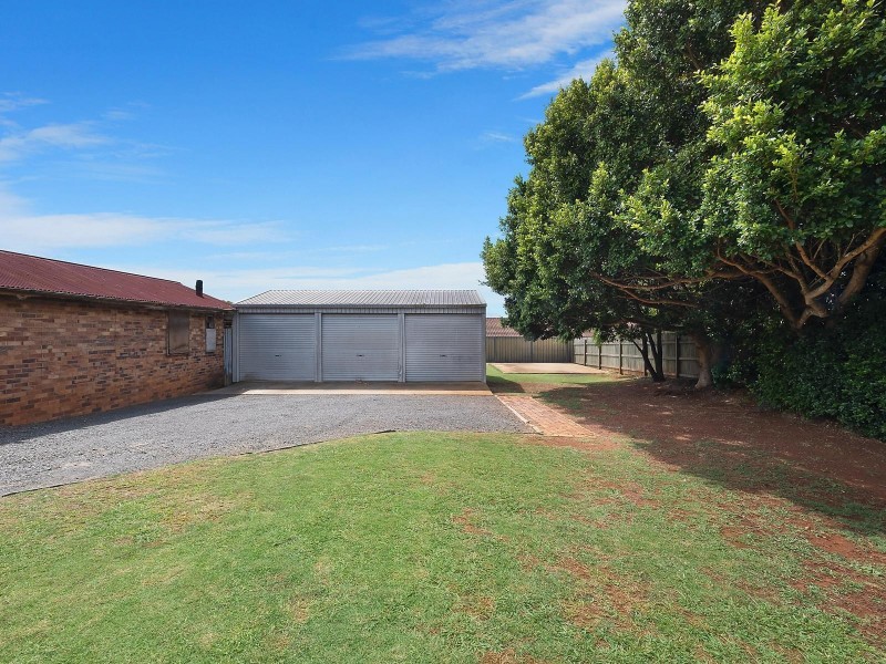 299A Bridge Street, Newtown QLD 4350