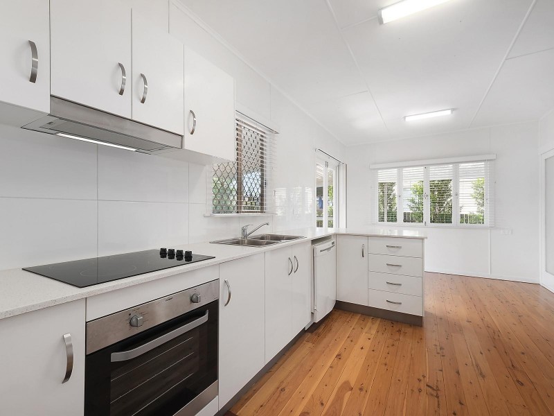 85 Hoey Street, Kearneys Spring QLD 4350