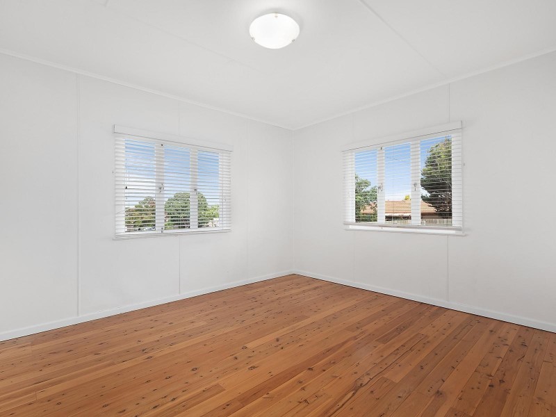 85 Hoey Street, Kearneys Spring QLD 4350