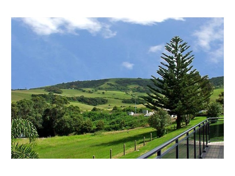 8 Elanora Road, Kiama Heights NSW 2533