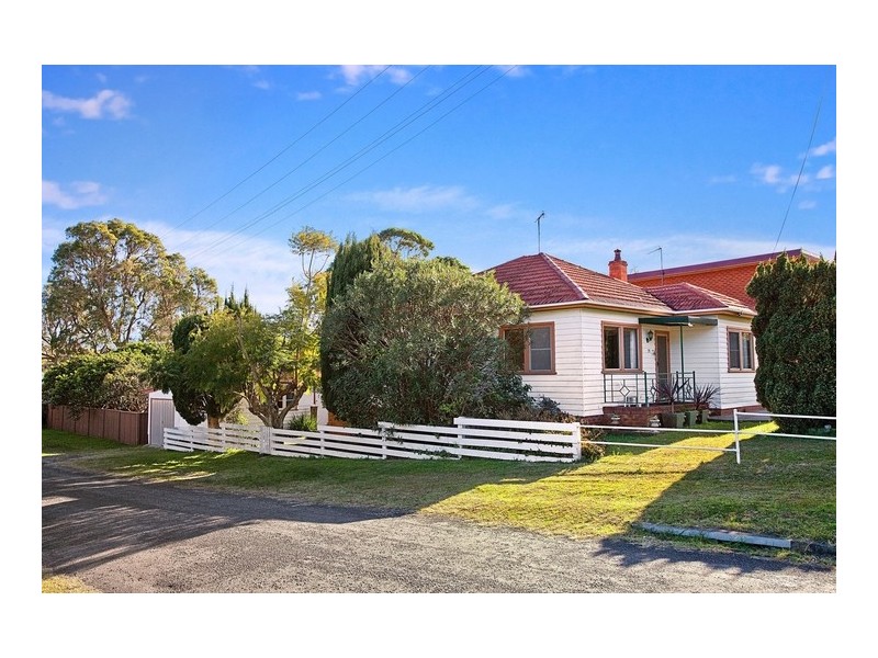 23 River Road, Shoalhaven Heads NSW 2535