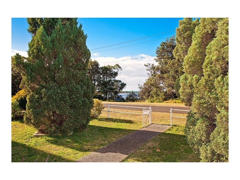 23 River Road, Shoalhaven Heads NSW 2535