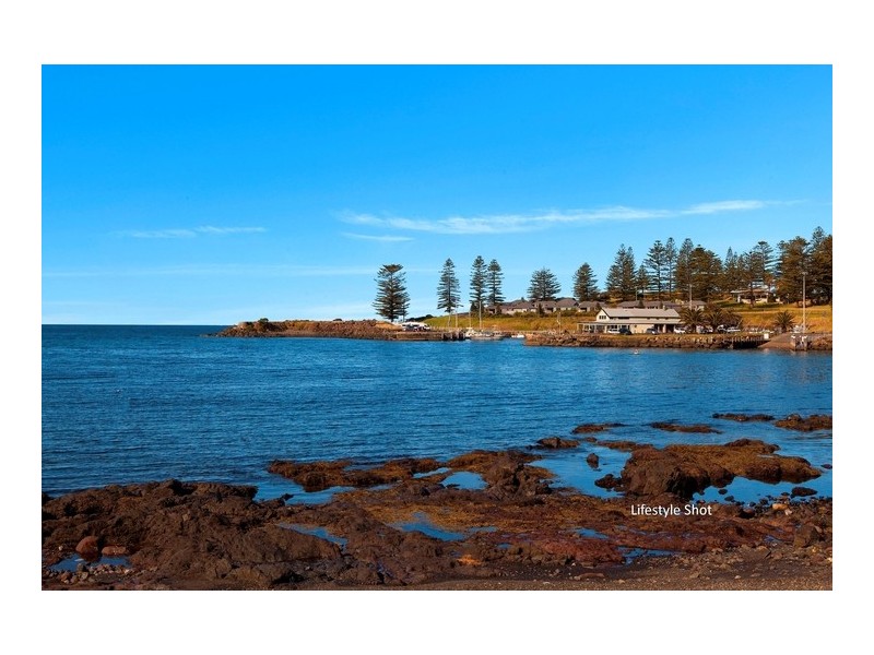 17 Coachwood Street, Kiama NSW 2533