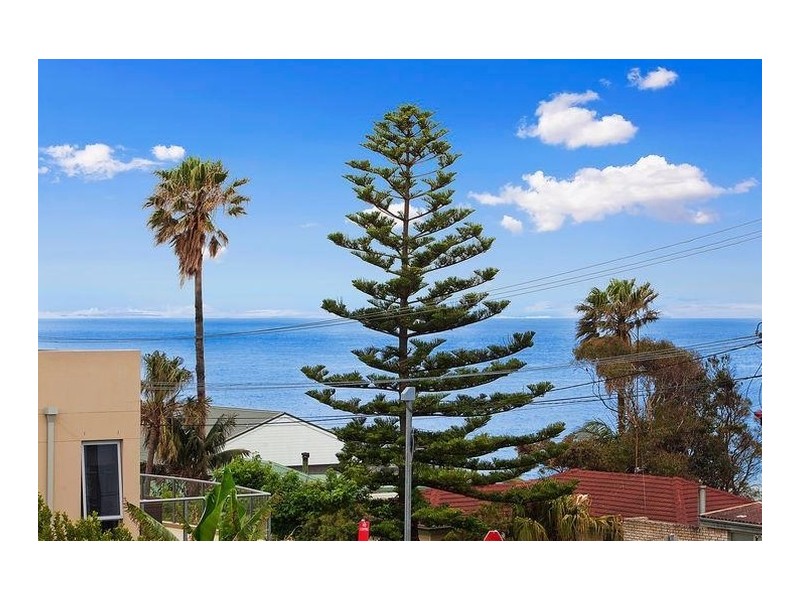 18 Riverside Drive, Bombo NSW 2533