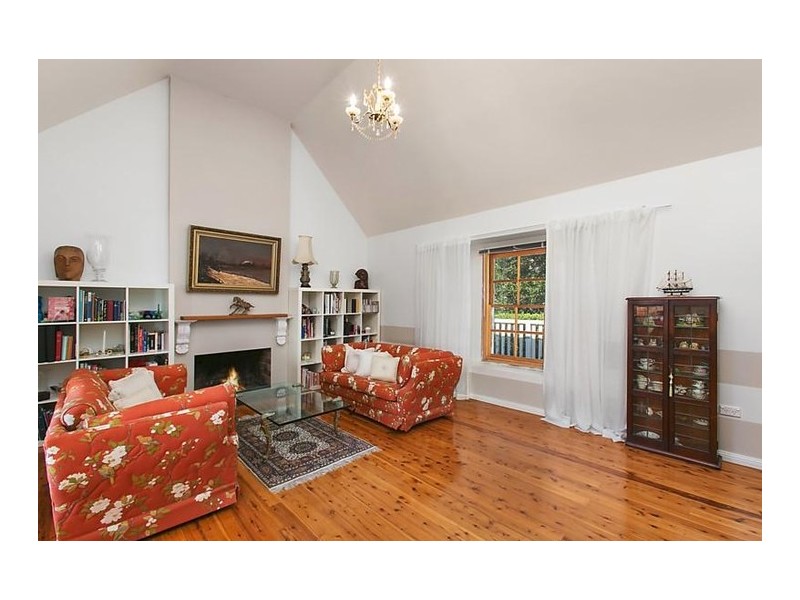 81 Barton Drive, Kiama Downs NSW 2533