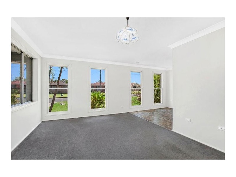 20 Brigadoon Circuit, Oak Flats NSW 2529