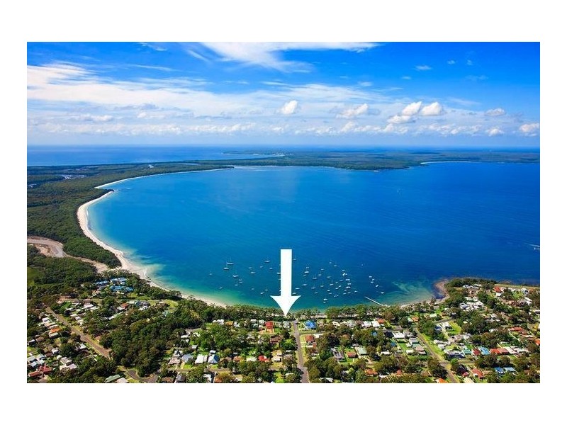 18 Boorawine Terrace, Callala Bay NSW 2540