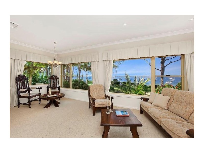 18 Boorawine Terrace, Callala Bay NSW 2540