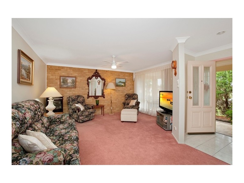 49 Jasmine Drive, Bomaderry NSW 2541