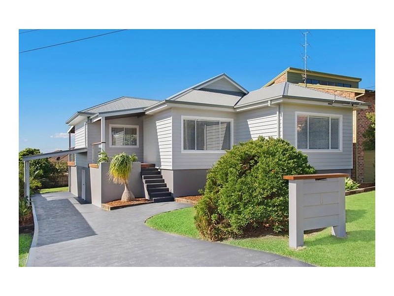 6 Bass Street, Kiama Downs NSW 2533