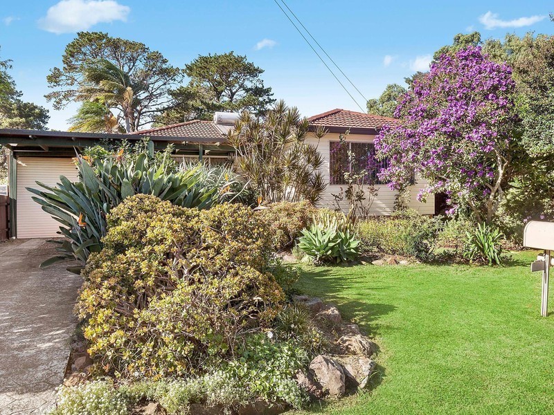 46 The Esplanade, Oak Flats NSW 2529