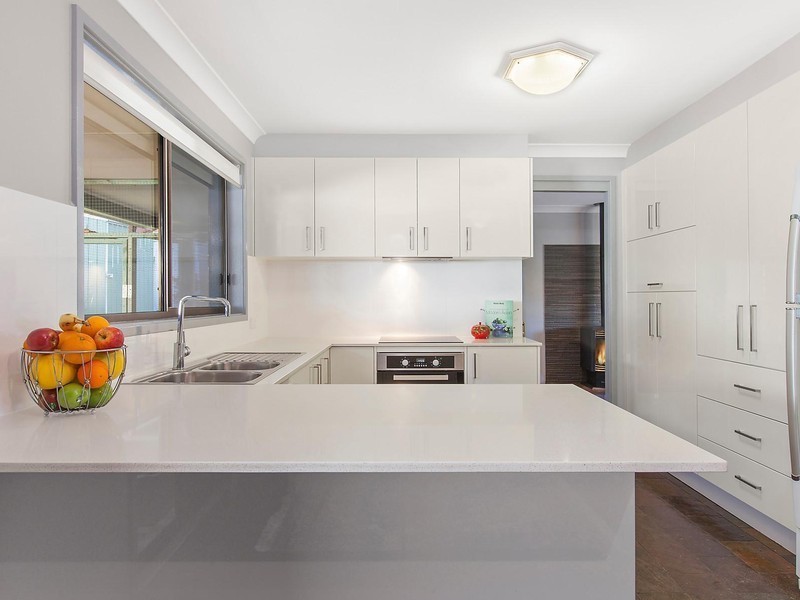 14 Newing Circuit, Kiama Downs NSW 2533