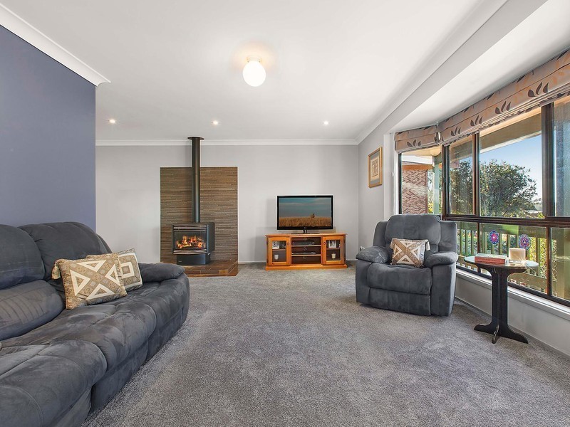 14 Newing Circuit, Kiama Downs NSW 2533