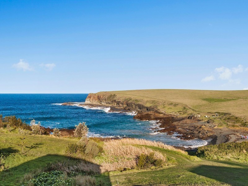 16 Elanora Road, Kiama Heights NSW 2533