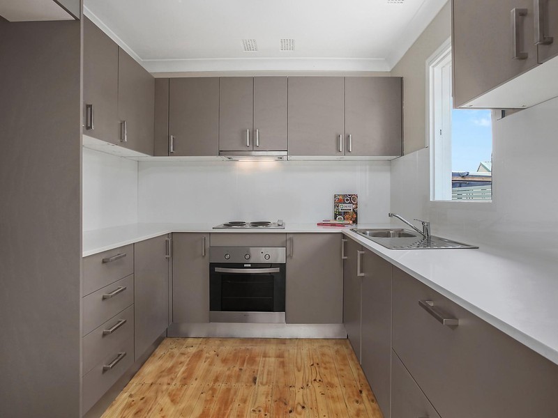 82 Darley Street, Shellharbour NSW 2529