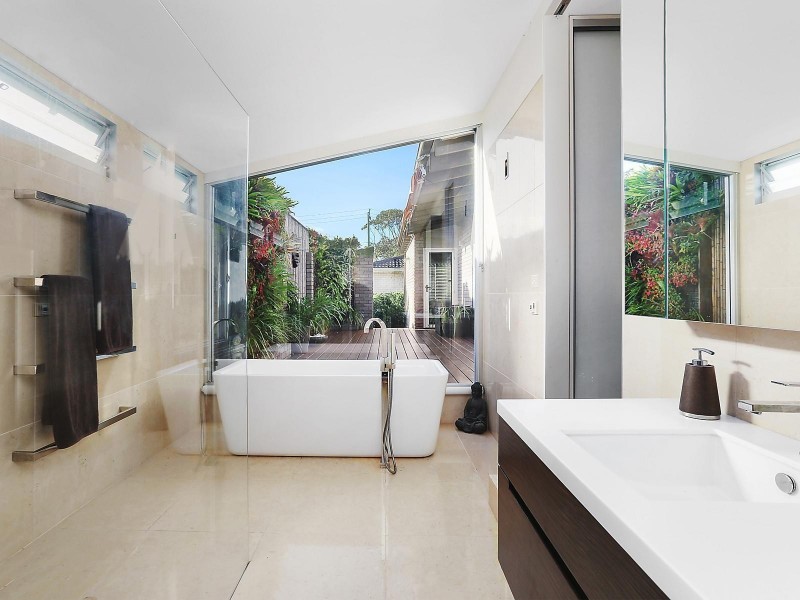 137 North Kiama Drive, Kiama Downs NSW 2533