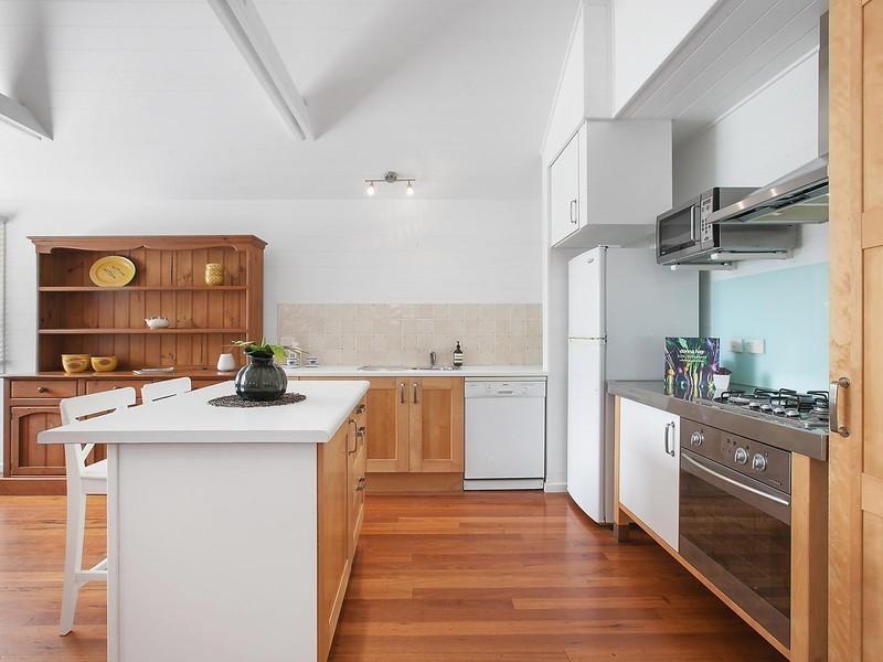 14 Piscator Avenue, Currarong NSW 2540