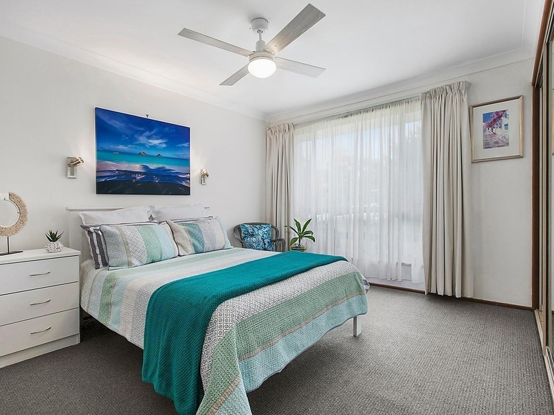 12 Barton Drive, Kiama Downs NSW 2533