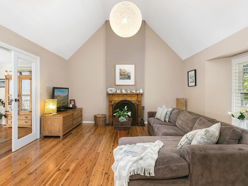 81 Barton Drive, Kiama Downs NSW 2533