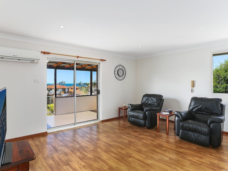 8/86 Oxley Avenue, Kiama Downs NSW 2533