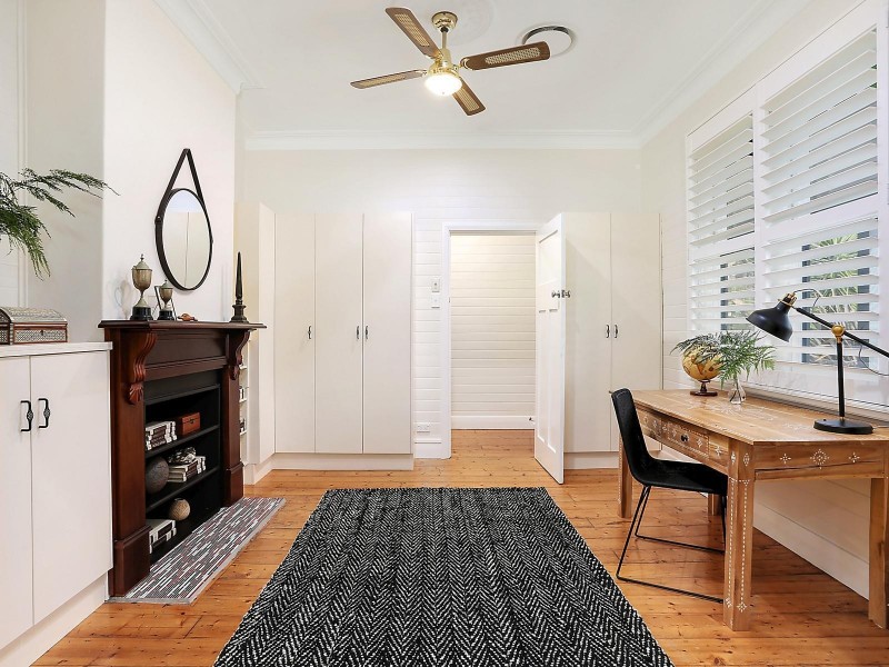 27 Barney Street, Kiama NSW 2533
