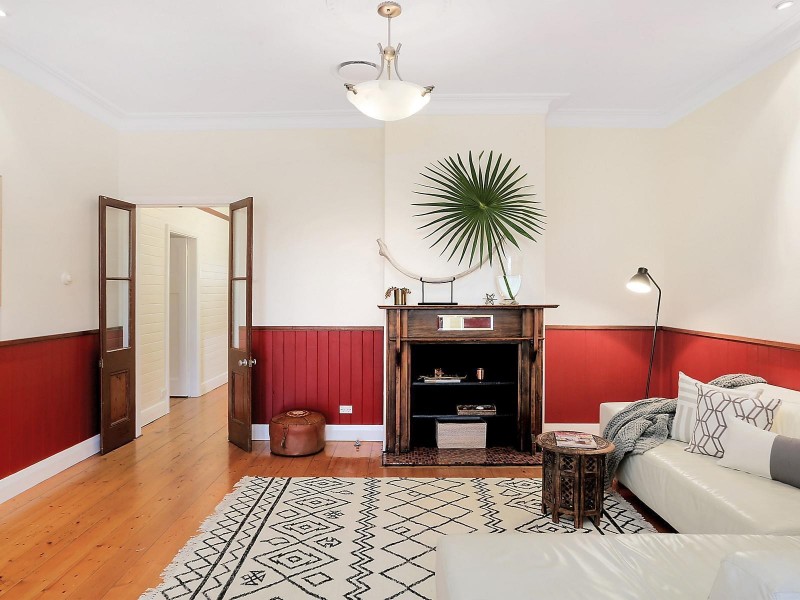 27 Barney Street, Kiama NSW 2533