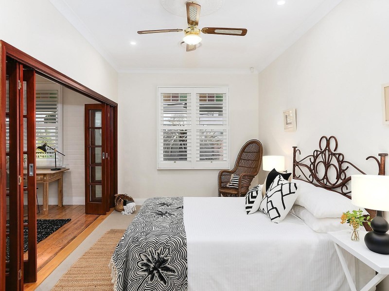27 Barney Street, Kiama NSW 2533
