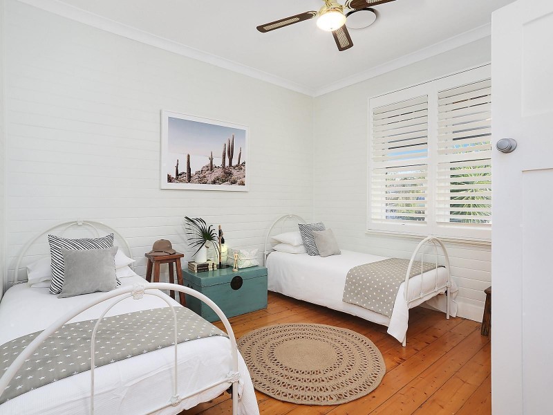 27 Barney Street, Kiama NSW 2533