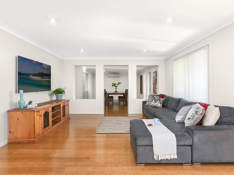 7 Darling Drive, Albion Park NSW 2527