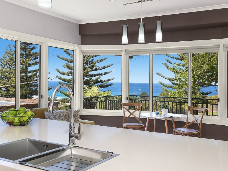 14 Hutchinson Street, Bombo NSW 2533