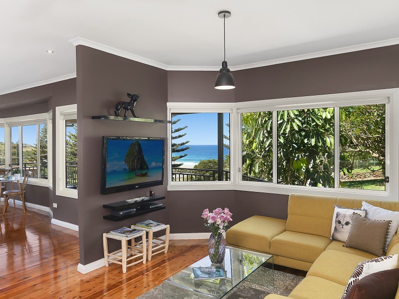 14 Hutchinson Street, Bombo NSW 2533