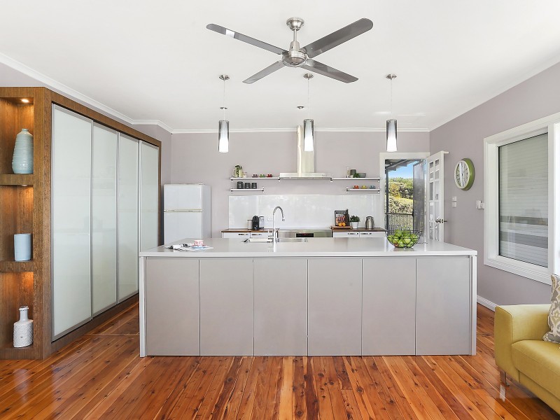 14 Hutchinson Street, Bombo NSW 2533