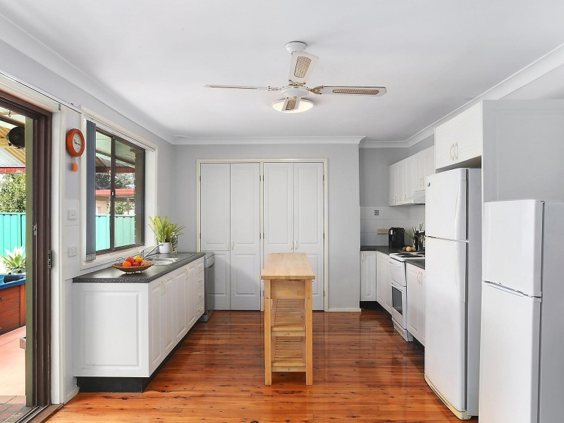 35 Tongarra Road, Albion Park Rail NSW 2527
