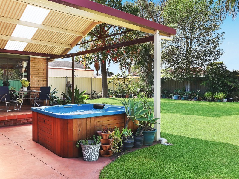 35 Tongarra Road, Albion Park Rail NSW 2527