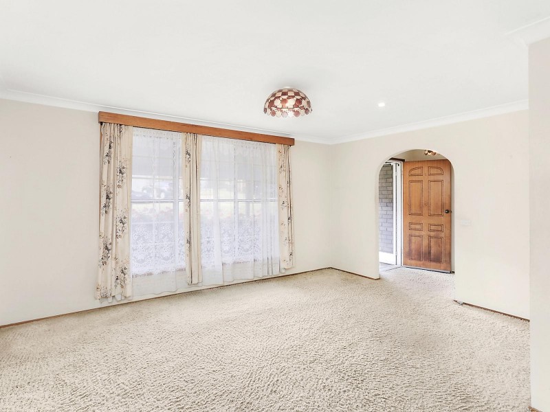 6 Bruce Avenue, Mount Warrigal NSW 2528