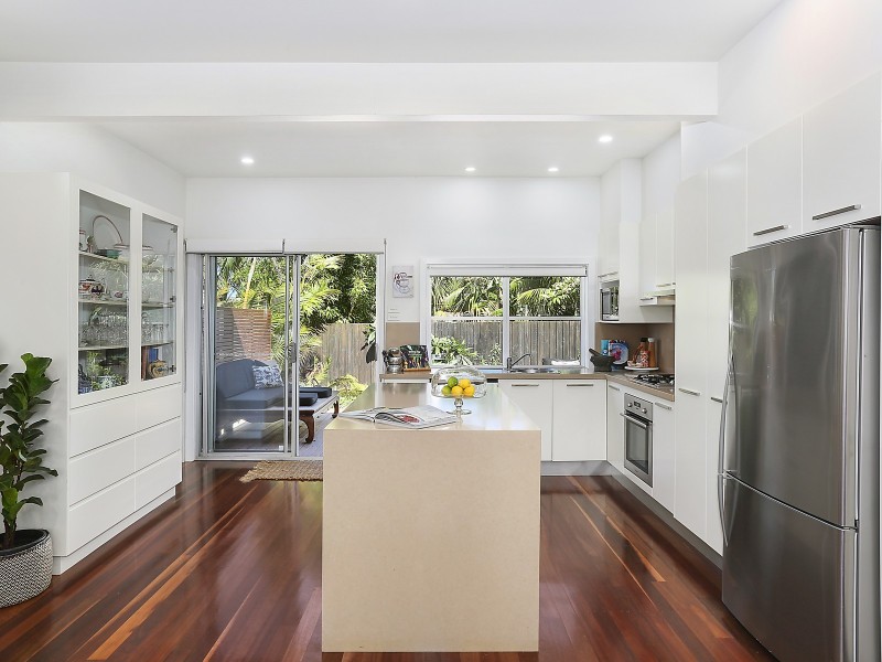 4 Taylor Street, Kiama NSW 2533