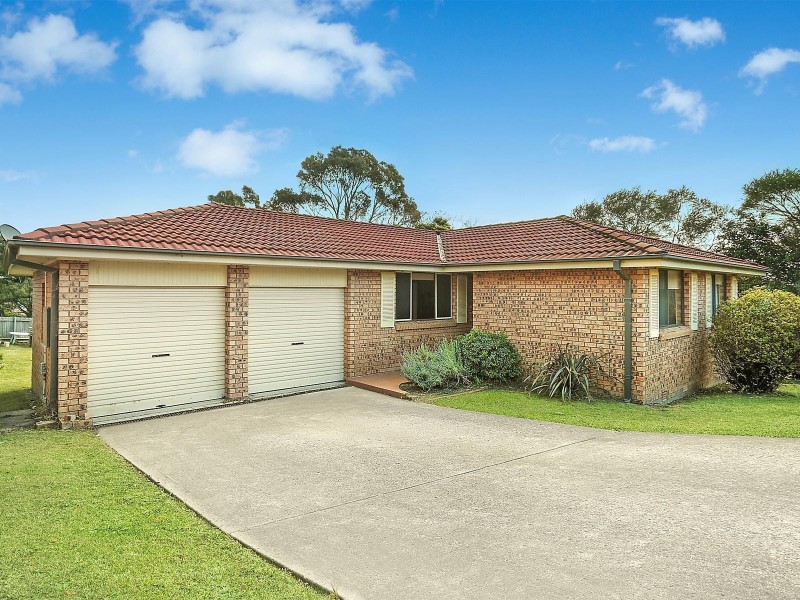24 Barton Drive, Kiama Downs NSW 2533