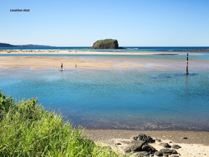 24 Barton Drive, Kiama Downs NSW 2533