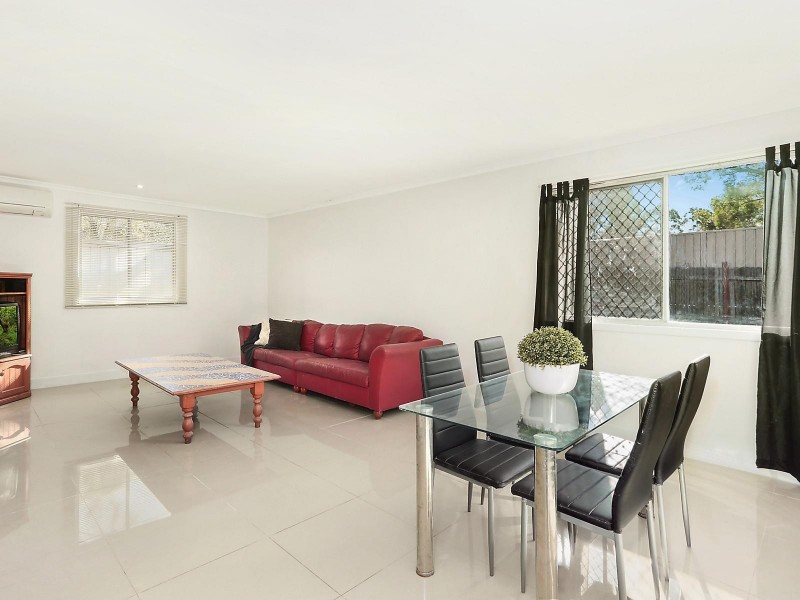 42 Horsley Drive, Horsley NSW 2530
